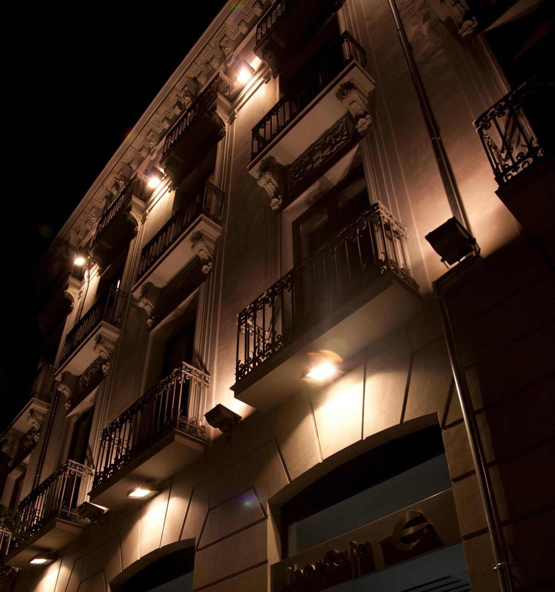 Bibo Suites Gran Via, Granada
